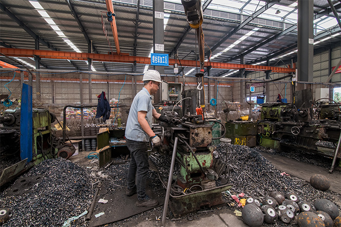 石河子网架配件-螺栓球加工车间